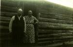 WilburnWillis-MaudeDeaver-at home.jpg